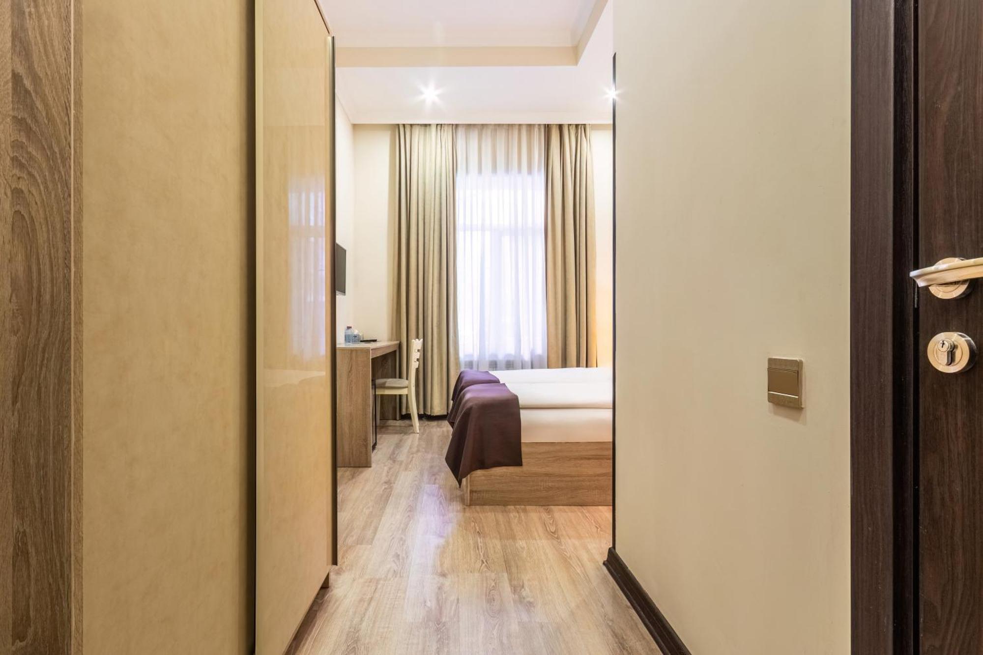 Deluxe Hotel Baku Exterior photo